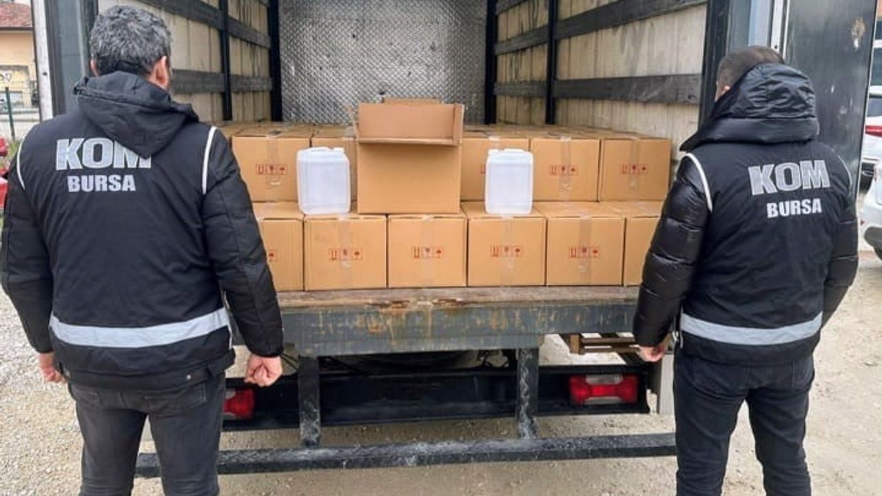 Bursa Nilüfer'de 1000 litre etil alkol ele geçirildi, 2 kişi gözaltına alındı