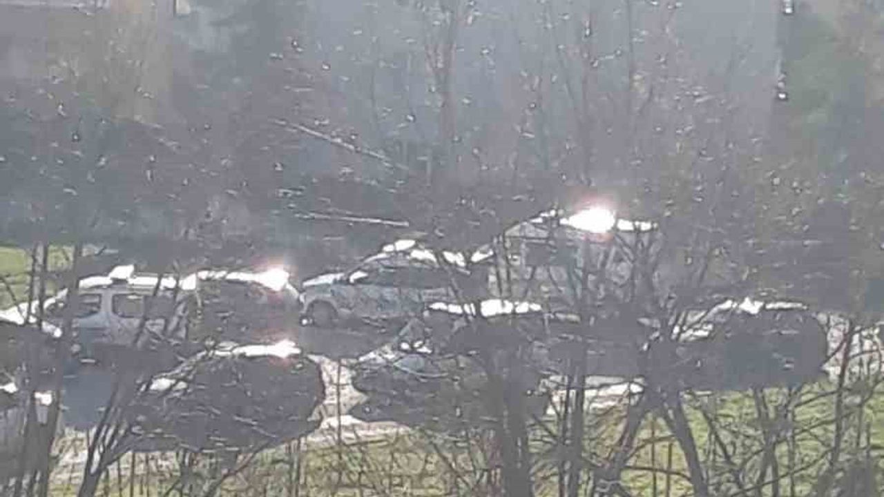 Bursa Nilüfer'de inşaat sahasında kontrolsüz patlama mahallede paniğe yol açtı