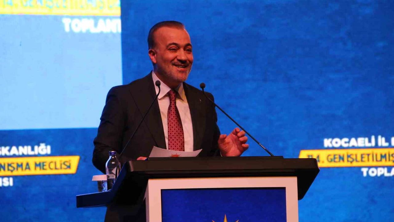 Büyükakın’tan muhalefet belediyelerine eleştiri: "Belediyeler yatma yeri değildir"