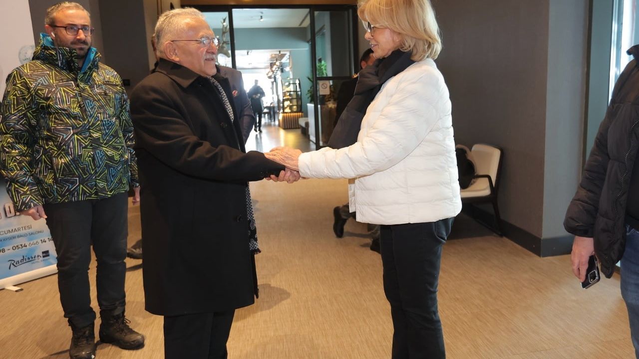 Büyükkılıç, Erciyes'in Dört Mevsim Turizm Vizyonunu Çiller'e Aktardı