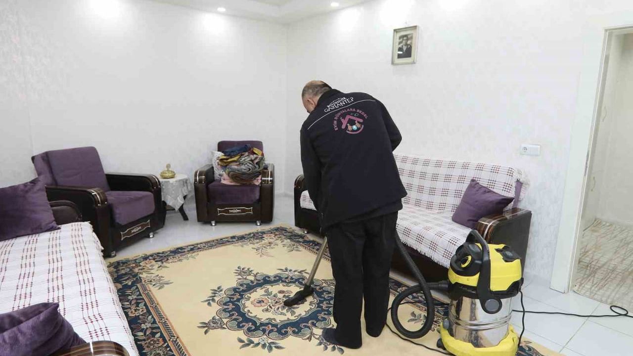 Büyükşehir’in 'Evim Dünyalara Bedel' projesi 2025’te 852 haneye 2 bin 795 hizmet sundu