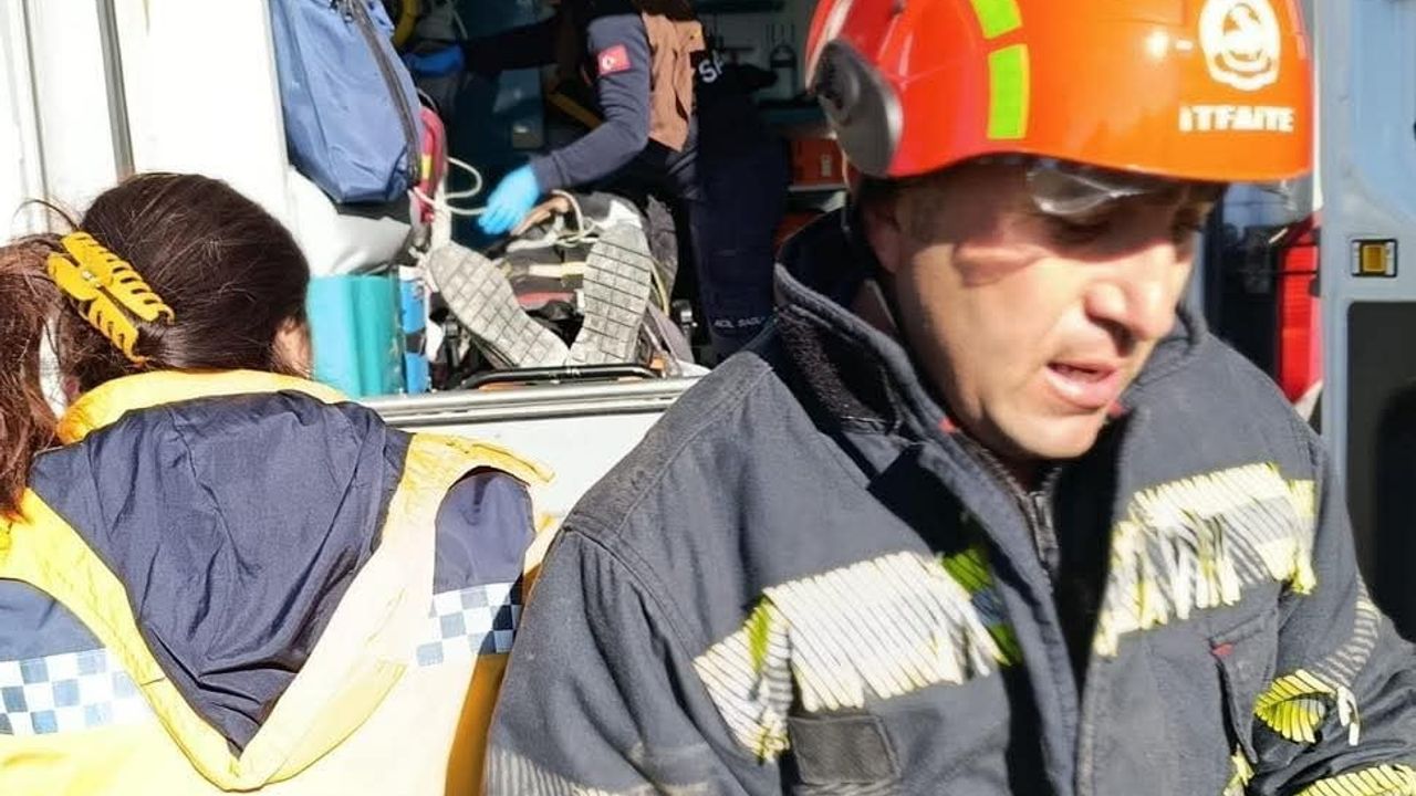 Çameli'de traktör devrildi: 1 kişi yaralandı