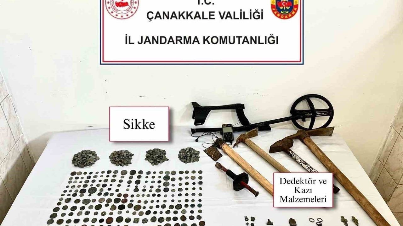 Çanakkale'de 1288 Bizans ve Osmanlı sikkesiyle tarihi eser operasyonu
