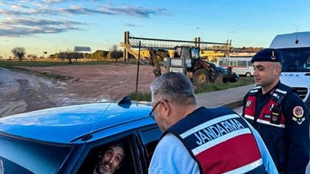 Çanakkale'de jandarmadan siber suçlara karşı farkındalık çalışması