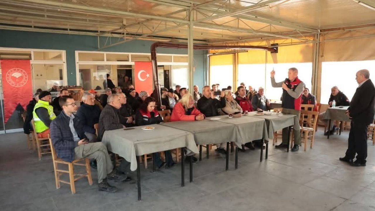 Çanakkale'de Tarımda İklim Seferberliği: Üreticilere Kuraklık Eğitimi