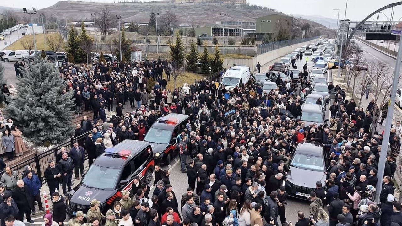 Çankırı'da Vali Mustafa Fırat Taşolar için duygusal veda
