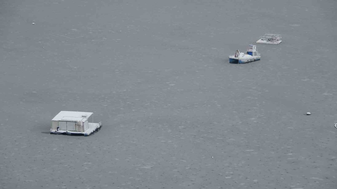 Çat Barajı’nın yüzeyi tamamen dondu — Adıyaman Çelikhan’da kartpostallık görüntüler