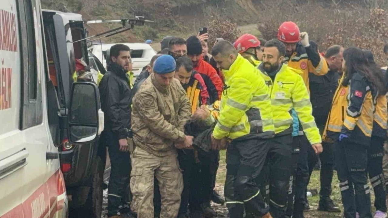Çayırova’da kaybolan 70 yaşındaki Aslan Delibalta 20 saat sonra sağ bulundu