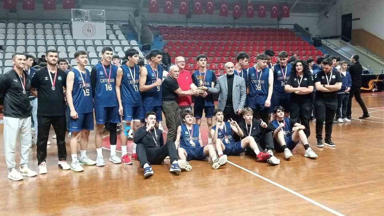 Çayırova U-18 Basketbol Takımı Kocaeli İkincisi — Bölge Şampiyonasında Çanakkale’de