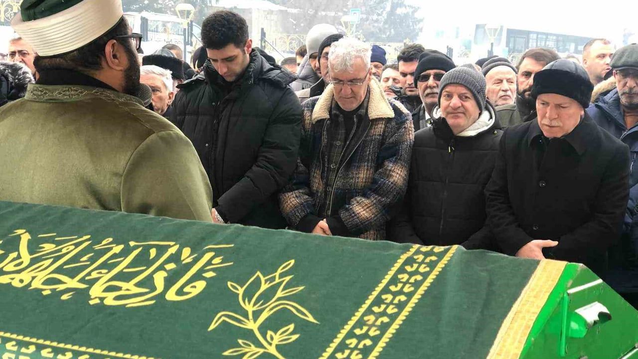 Cengiz Ailesinin Acı Kaybı: Nihat Cengiz (83) Vefat Etti