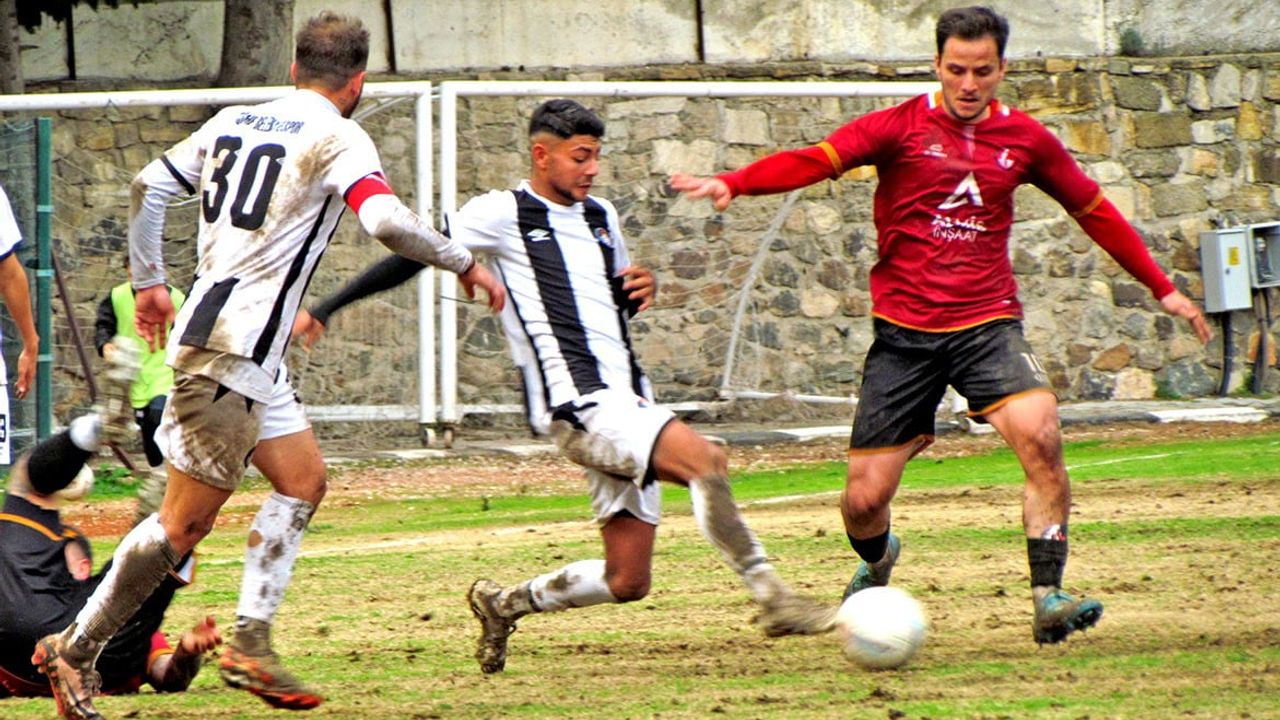 Çeşme Belediyespor 90+9'da kazandı, ligde kaldı