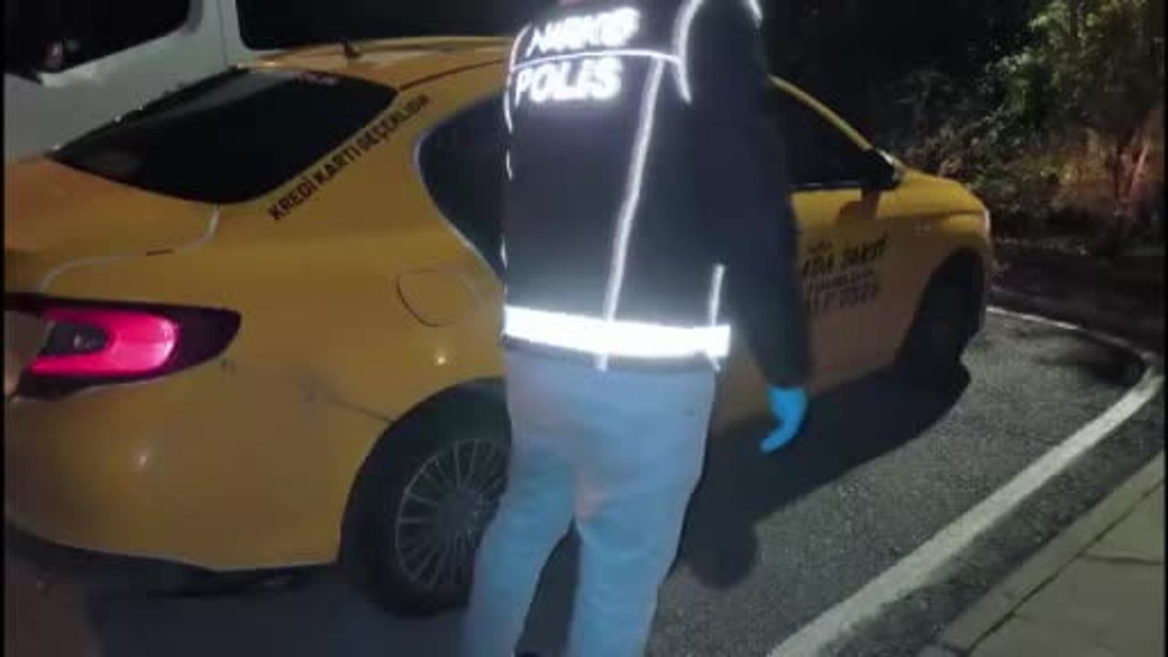 Ceyhan’da takside 1 kilo 39 gram sentetik kannabinoid ele geçirildi: 5 tutuklama