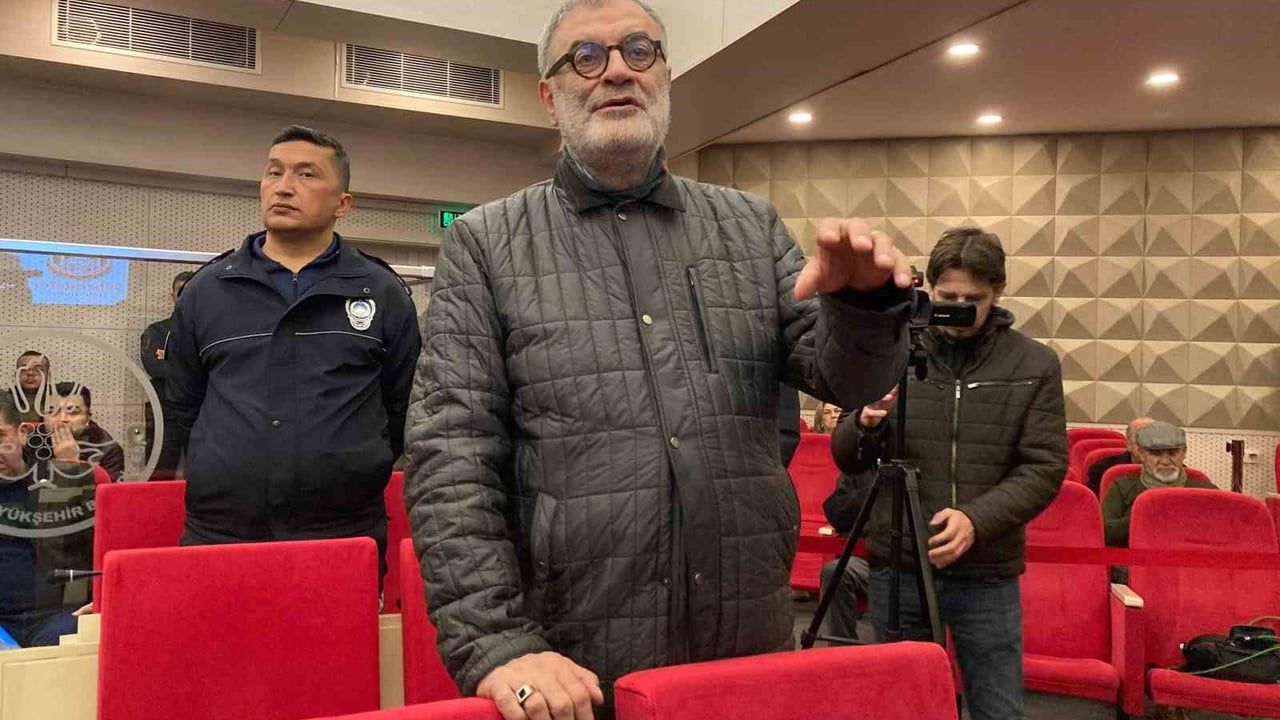 CHP'li Yenal Yıldırım disiplin sürecinin ardından partisinden istifa etti