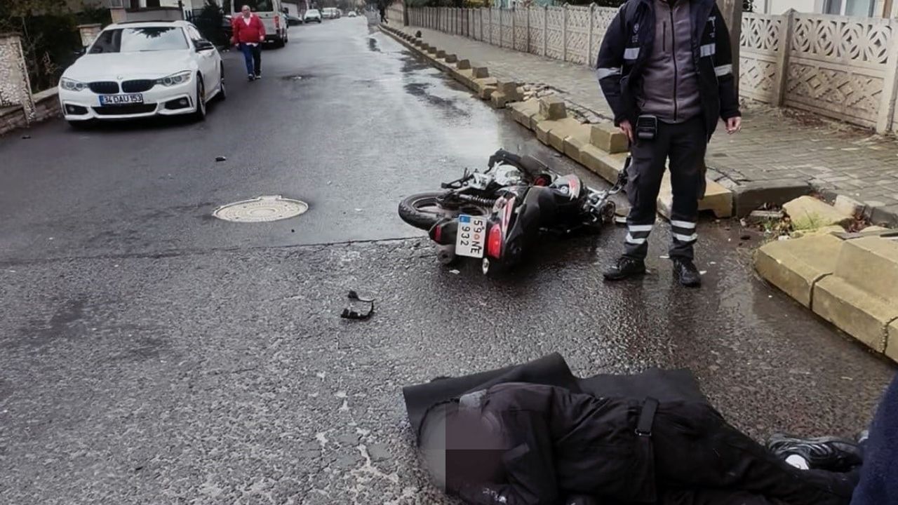 Çorlu'da kamyonetle motosiklet çarpıştı: Sürücü yaralandı