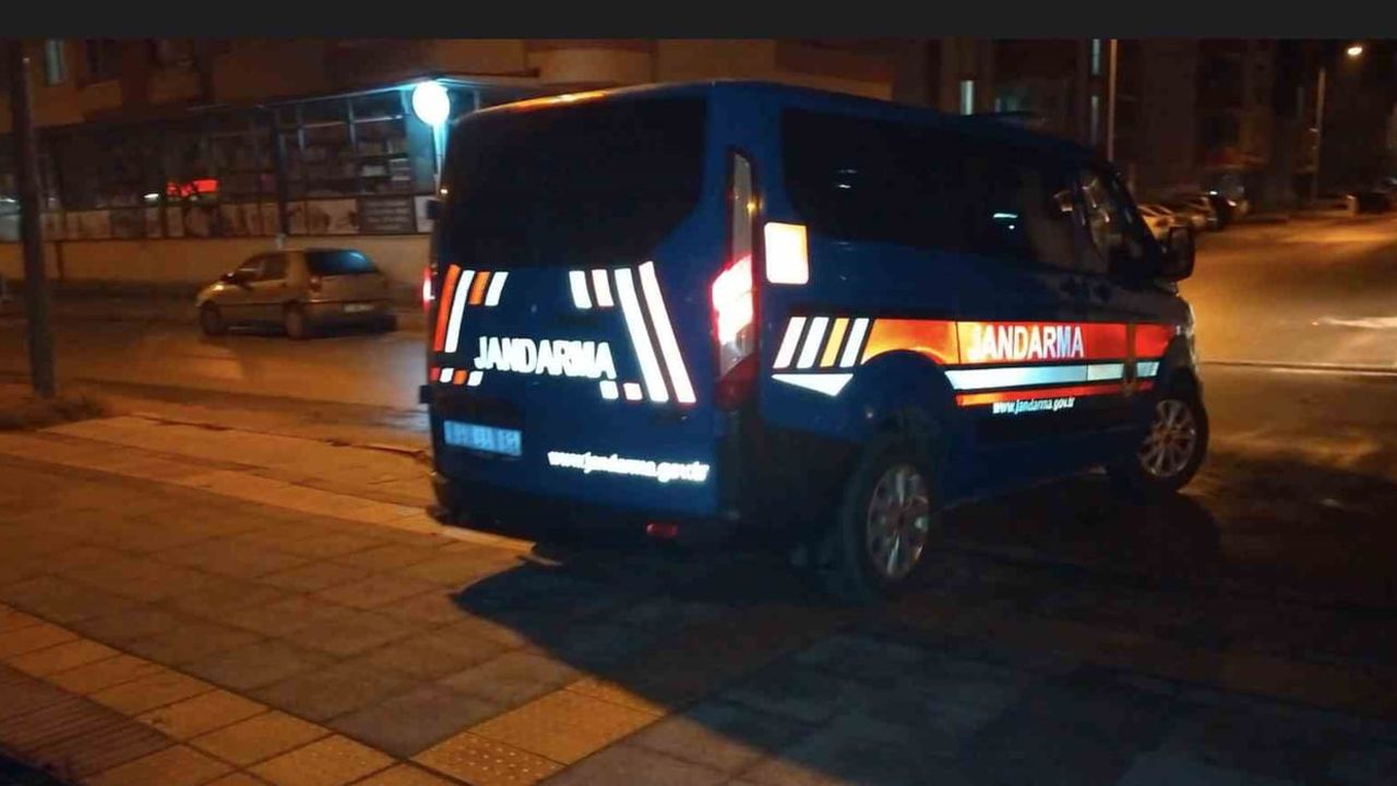 Çorum Osmancık’ta jandarma operasyonu: 3 gözaltı, 1 tutuklama