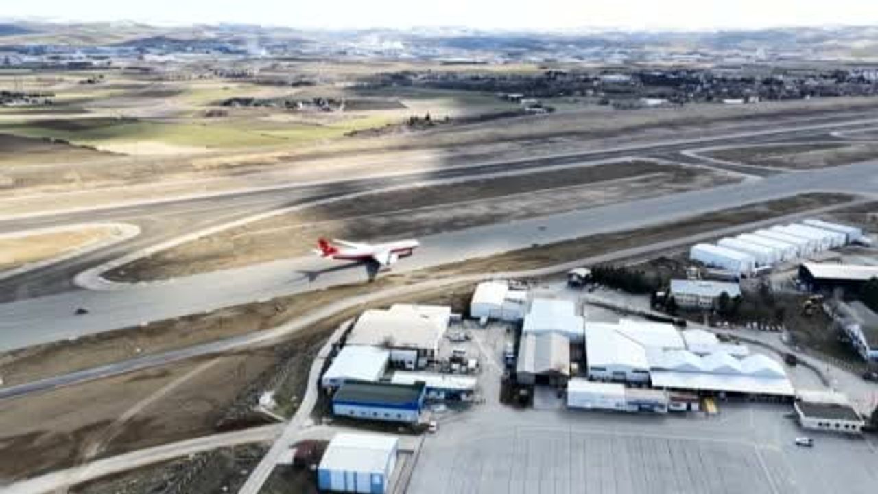 Cumhurbaşkanı Erdoğan: Esenboğa'da 3. pist ve yeni kule töreni