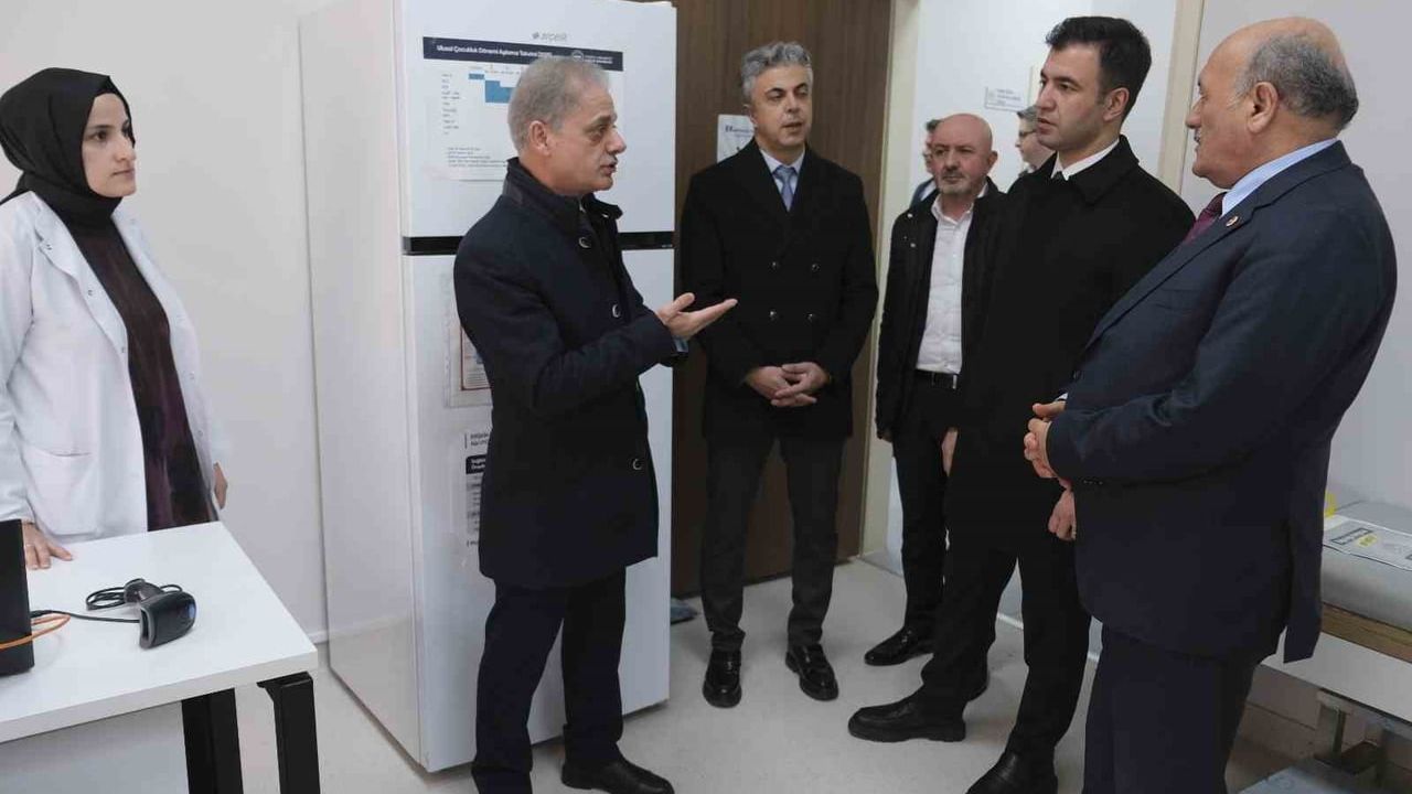 Demirkent'te Yeni Aile Sağlığı Merkezi ve 112 İstasyonu Hizmete Açıldı