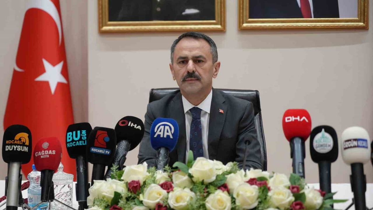 Derince Eğitim ve Araştırma Hastanesi’nin 3 bloğu tahliye edilip yıkılacak