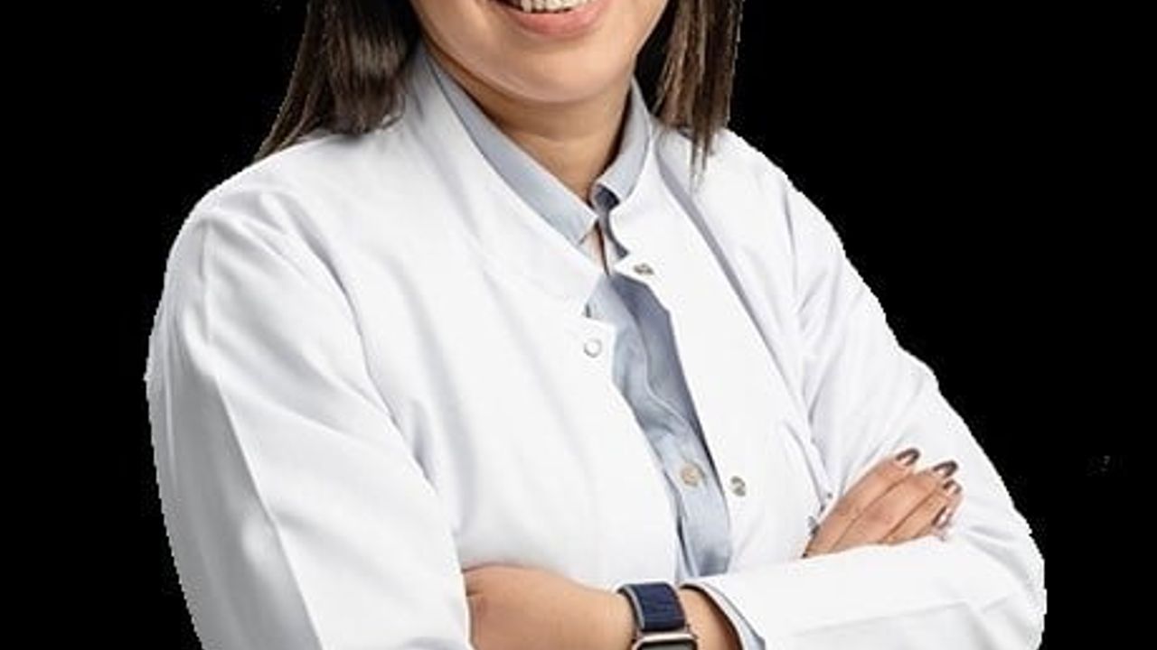 Dijital Dünyanın Ergen Beynine Etkileri: Riskler ve Fırsatlar