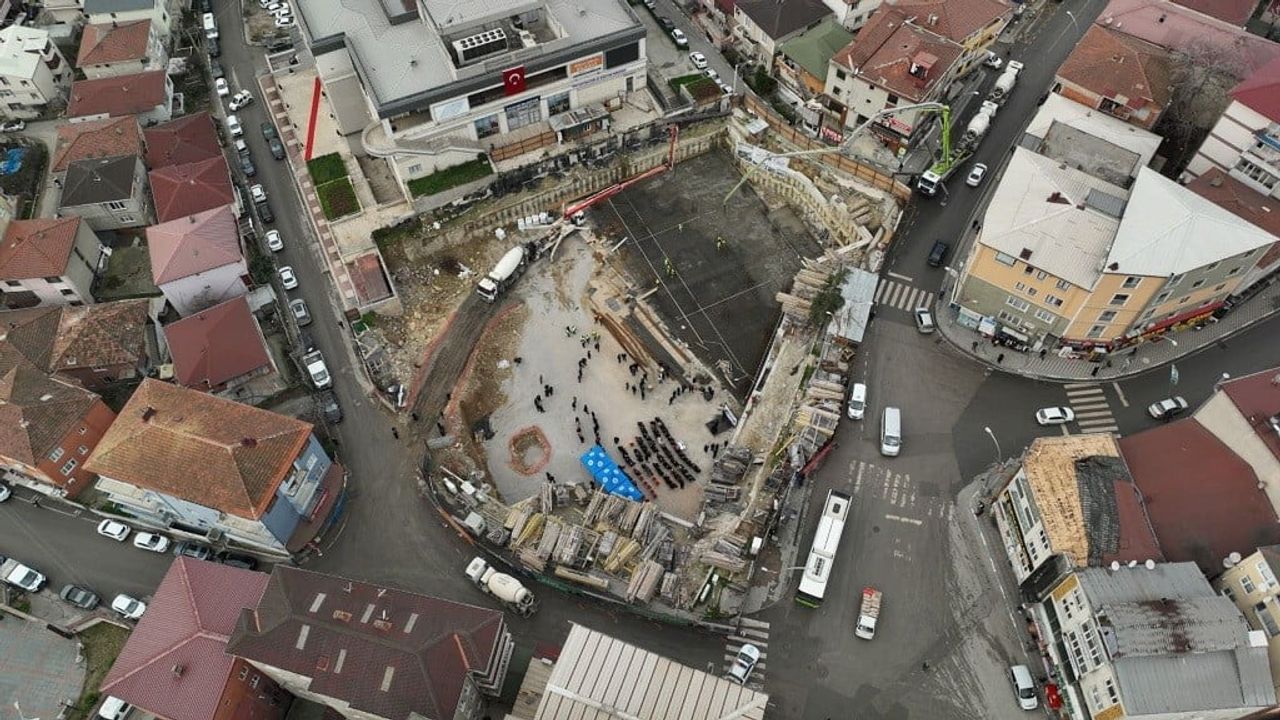 Dilovası'nda Kent Meydanı Projesinin Temeli Atıldı