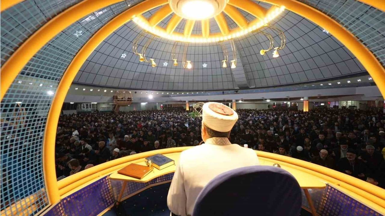 Diyanet: Namaz müminin miracıdır — 9 Ocak 2026 cuma hutbesi