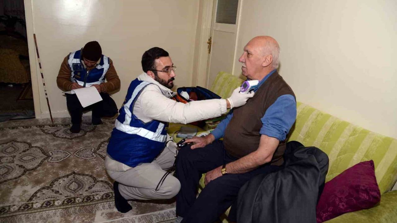 Diyarbakır'da Evde Bakım Hizmetleri Kış Koşullarına Rağmen Sürüyor