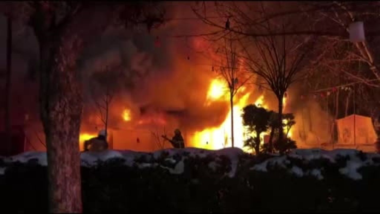 Diyarbakır'da kafede yangın paniği