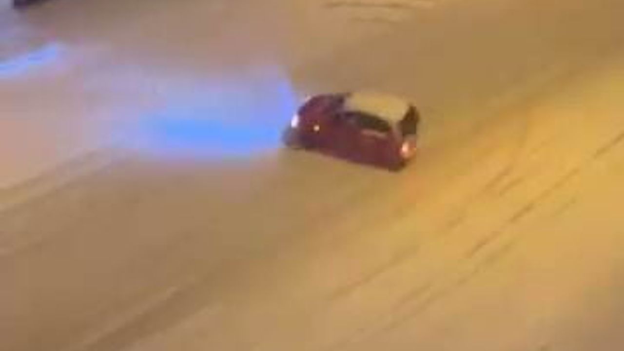 Diyarbakır'da kar üzerinde tehlikeli drift