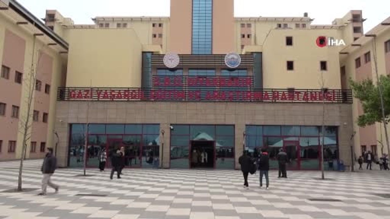 Diyarbakır'da sitede boğazından vurulan kişi hayatını kaybetti