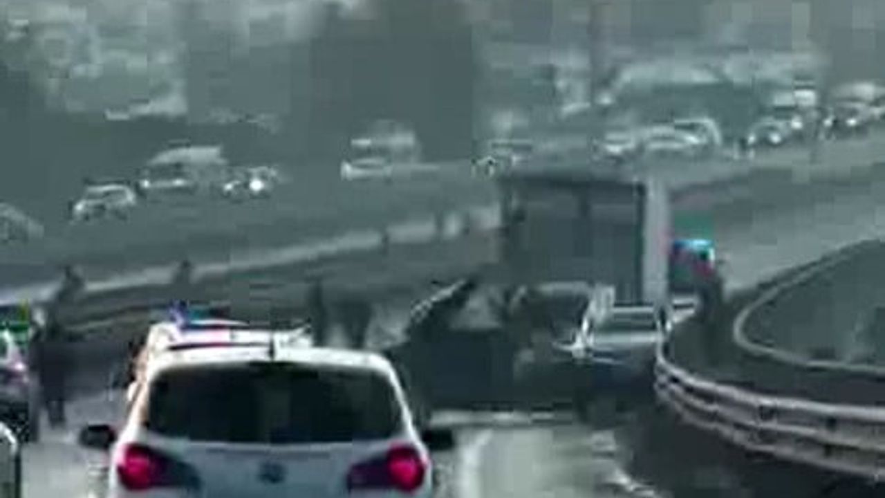 Diyarbakır'da zincirleme kaza: 5 yaralı