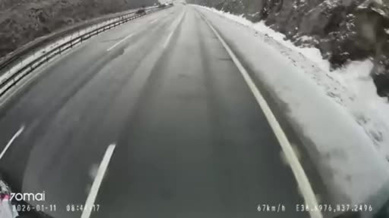 Diyarbakır-Şanlıurfa yolunda hız ve gizli buzlanma sonucu alevli kaza