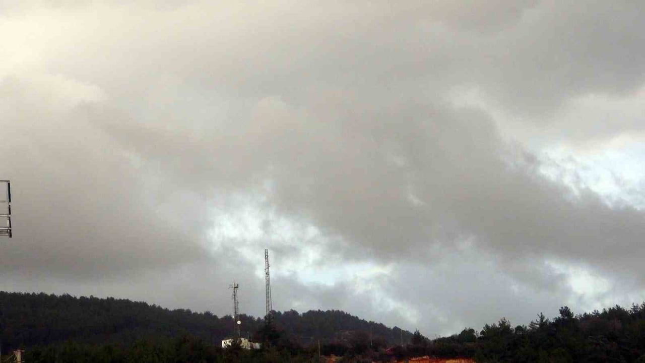 Doç. Dr. Özçelik: İzmir’in su ihtiyacına bulut tohumlama çare değil