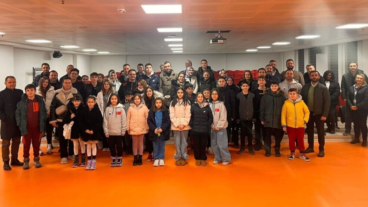 DPÜ'de "Sporda medikal destek" semineri düzenlendi