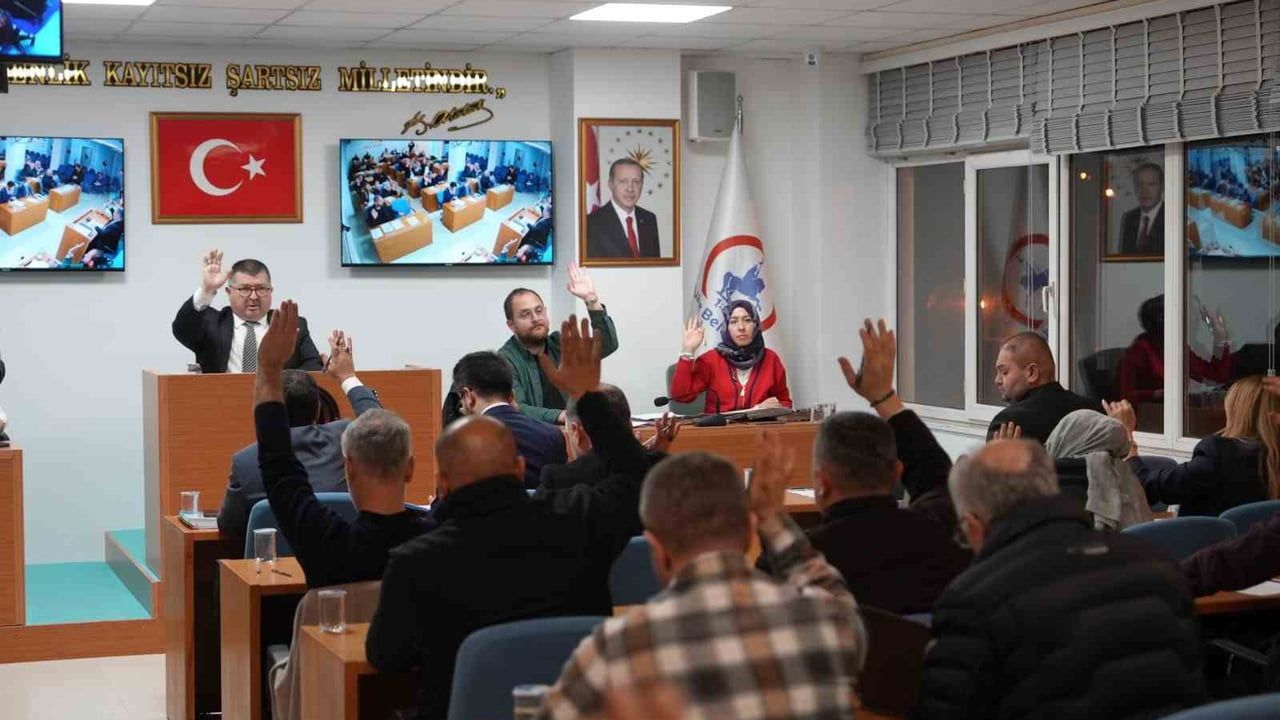Düzce Belediye Meclisi 37 gündem maddesini karara bağladı