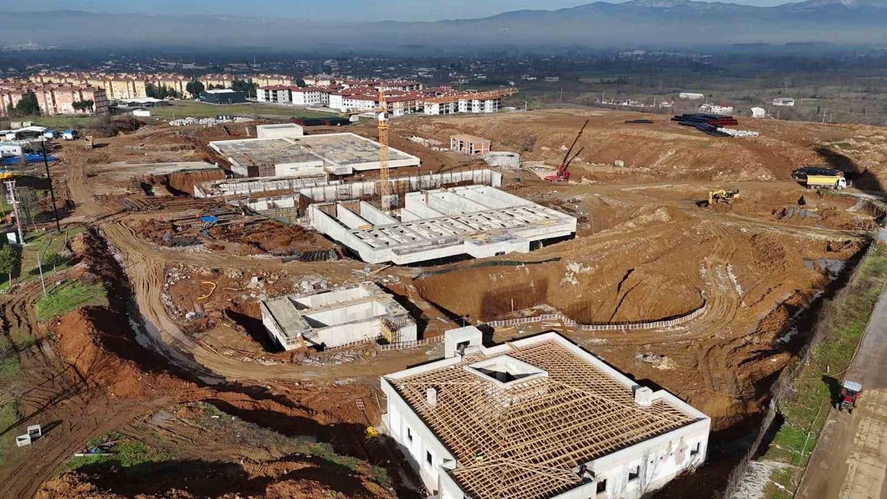 Düzce'de İçme Suyu Arıtma Tesisi İnşaatı Hızla İlerliyor