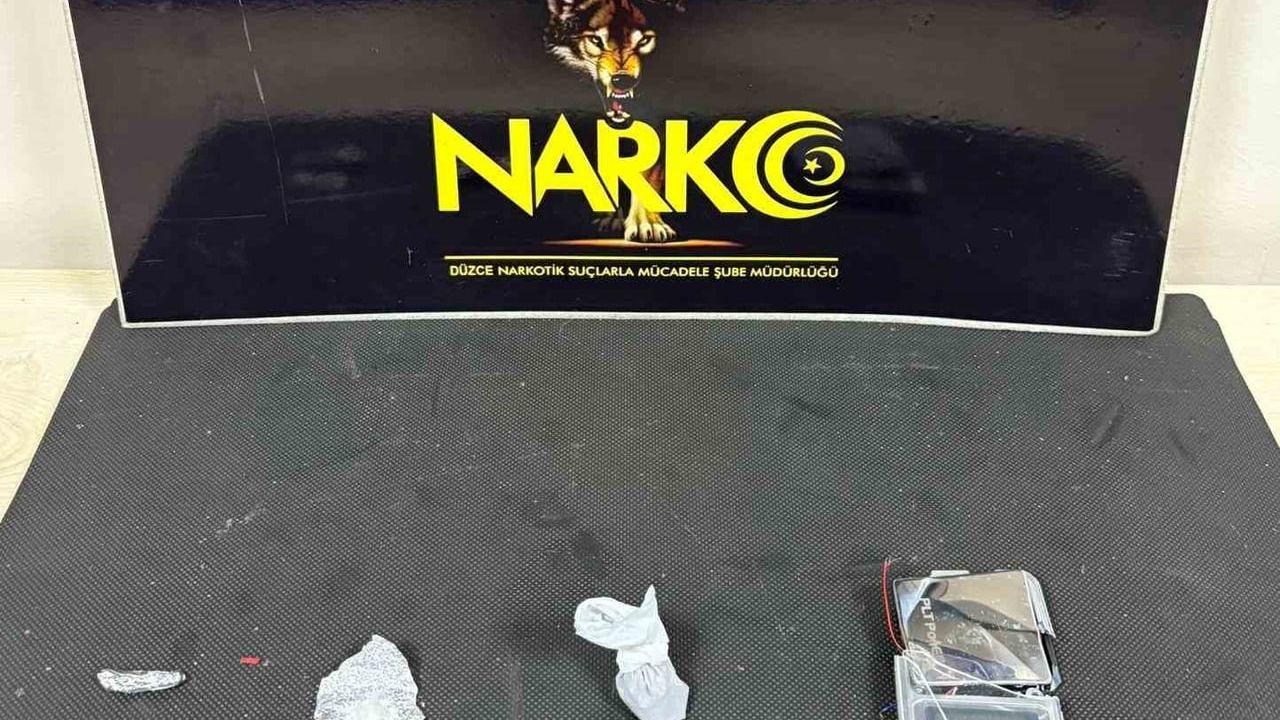 Düzce'de narkotik operasyonu: 1 tutuklama, 2 kişiye işlem
