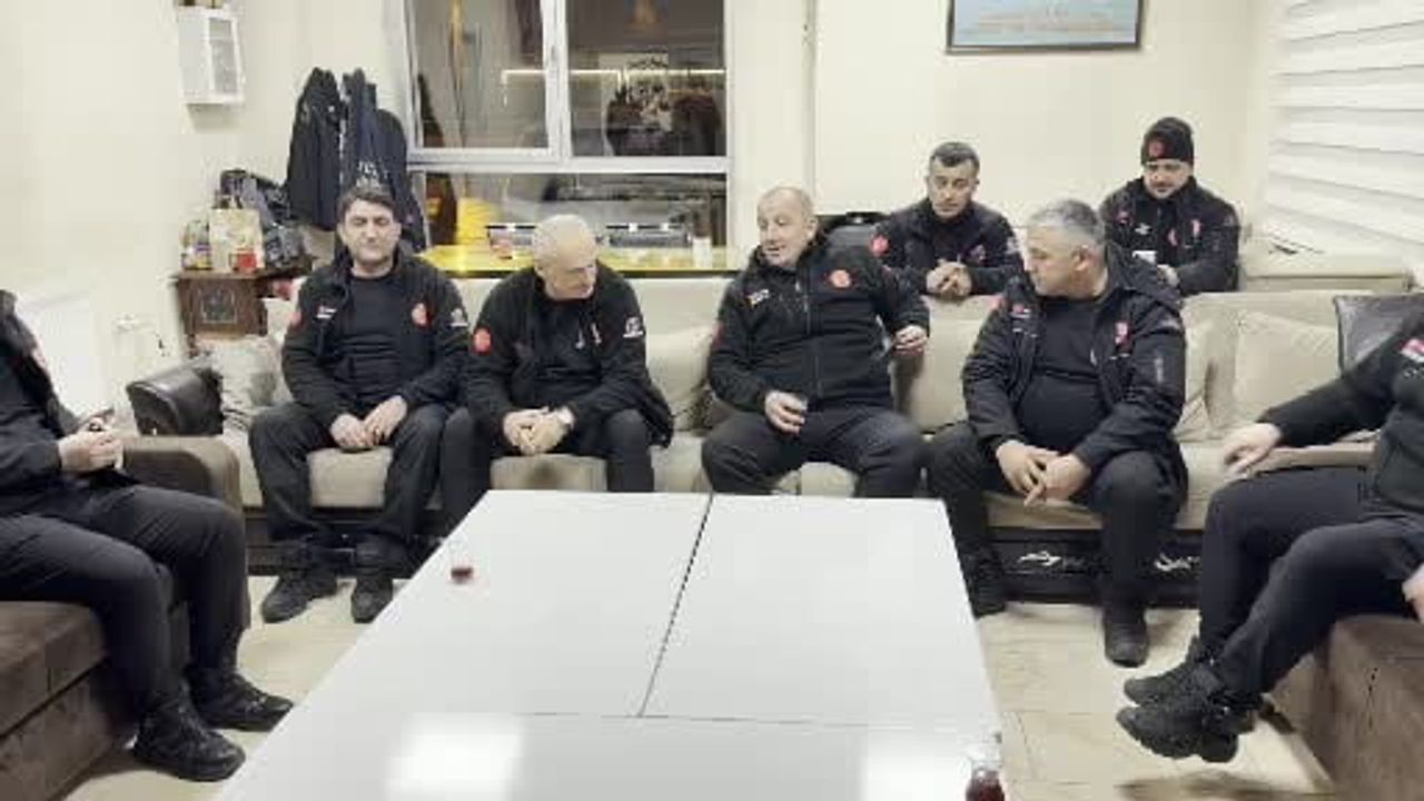 Düzce İtfaiye Ekipleri Yeni Yılı Görev Başında Karşıladı