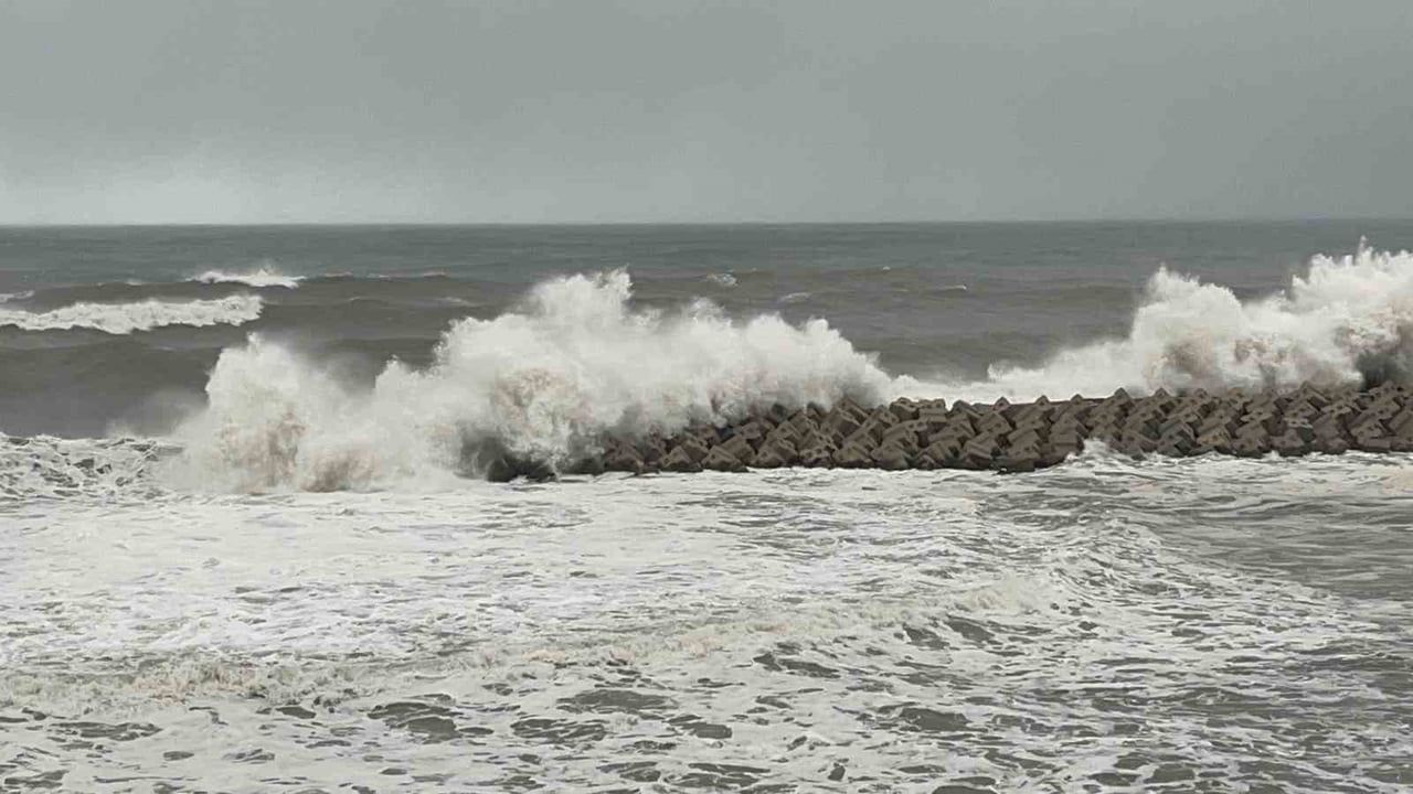 Düzce ve Batı Karadeniz için kuvvetli rüzgar ve fırtına uyarısı