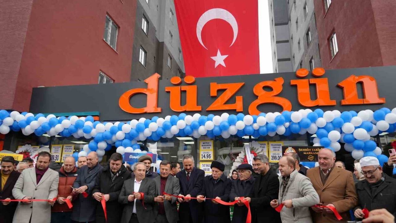 Düzgün Marketler 25’nci Şubesini Yıldızkent’te Açtı