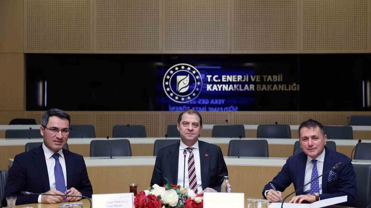 Ecogreen Enerji Holding 'G25-BOLU GES' sözleşmesini imzaladı