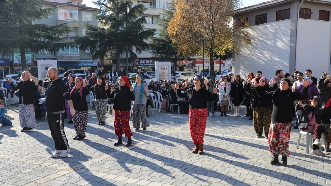 Edremit’te Geleneksel Zeytin Hasat Sonu Meci Şenliği başladı