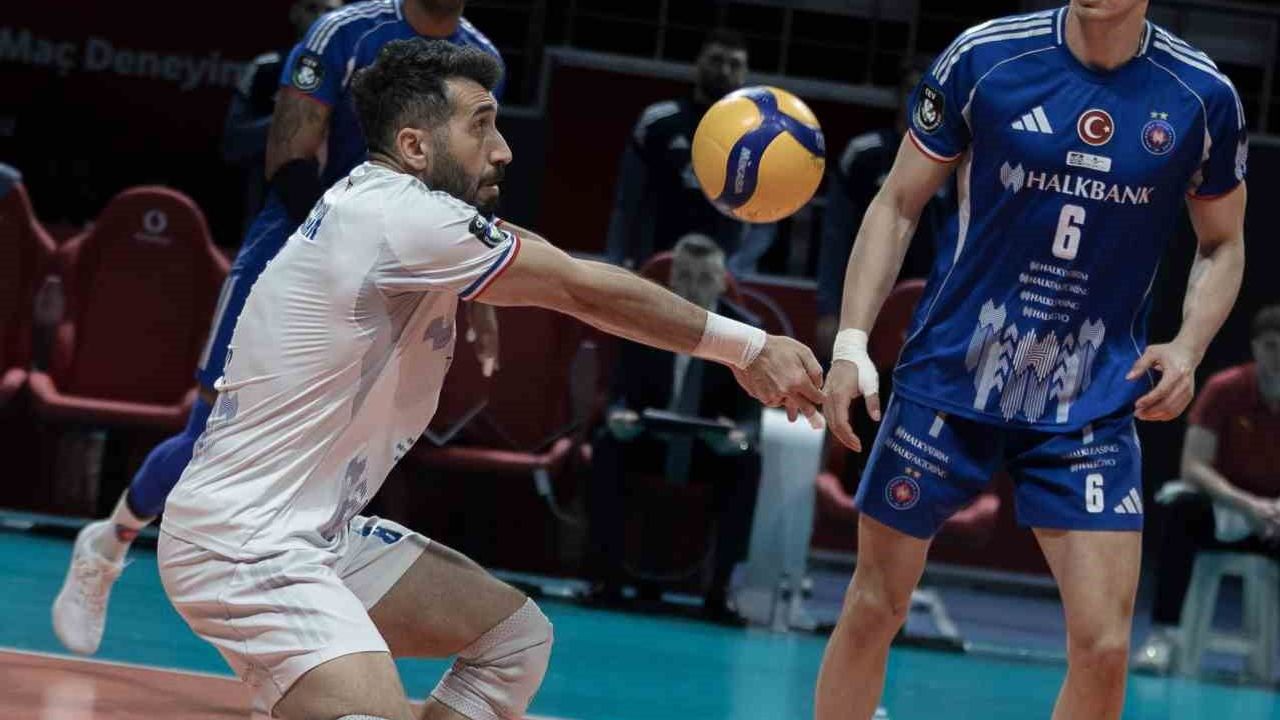 Efeler Ligi: Galatasaray HDI Sigorta 3-0 Halkbank