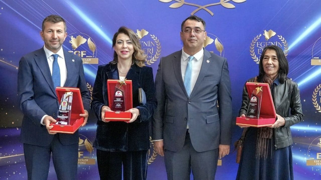 Ege’nin Enleri Ödül Töreninde Kütahya’dan Çok Sayıda İsim Ödül Aldı