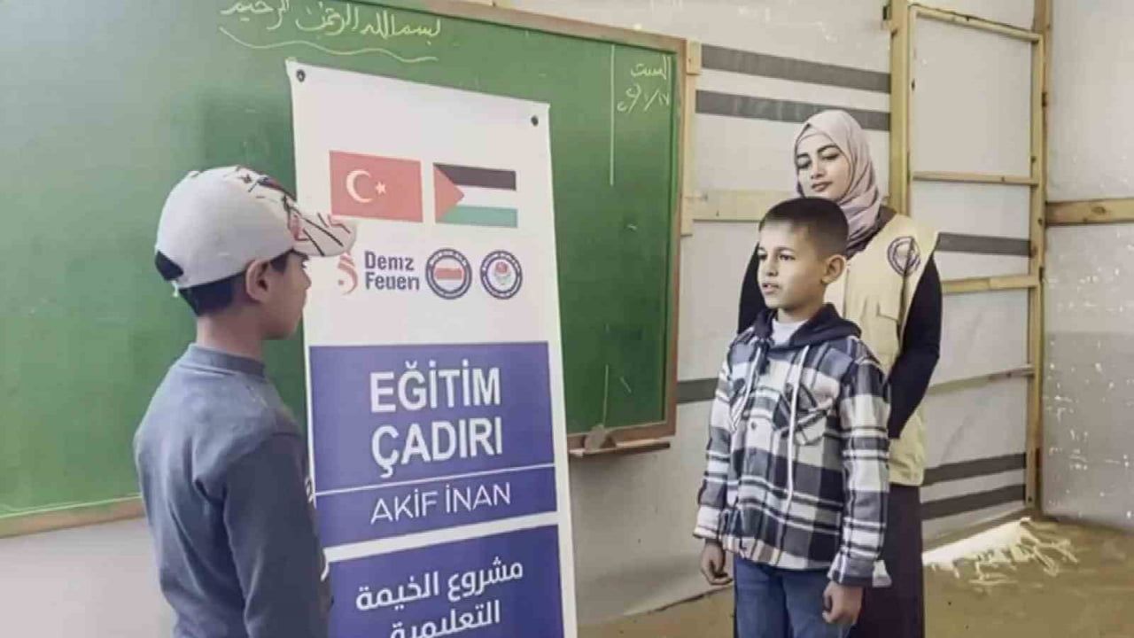 Eğitim-Bir-Sen Gazze’de 'Akif İnan Eğitim Çadırı' ile eğitim desteği sağladı