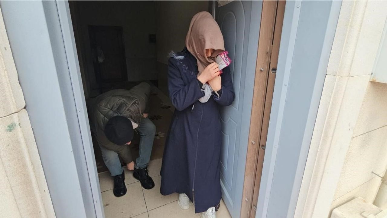 Elazığ'da cami tuvaletlerine saklanan dilenciler yakalandı