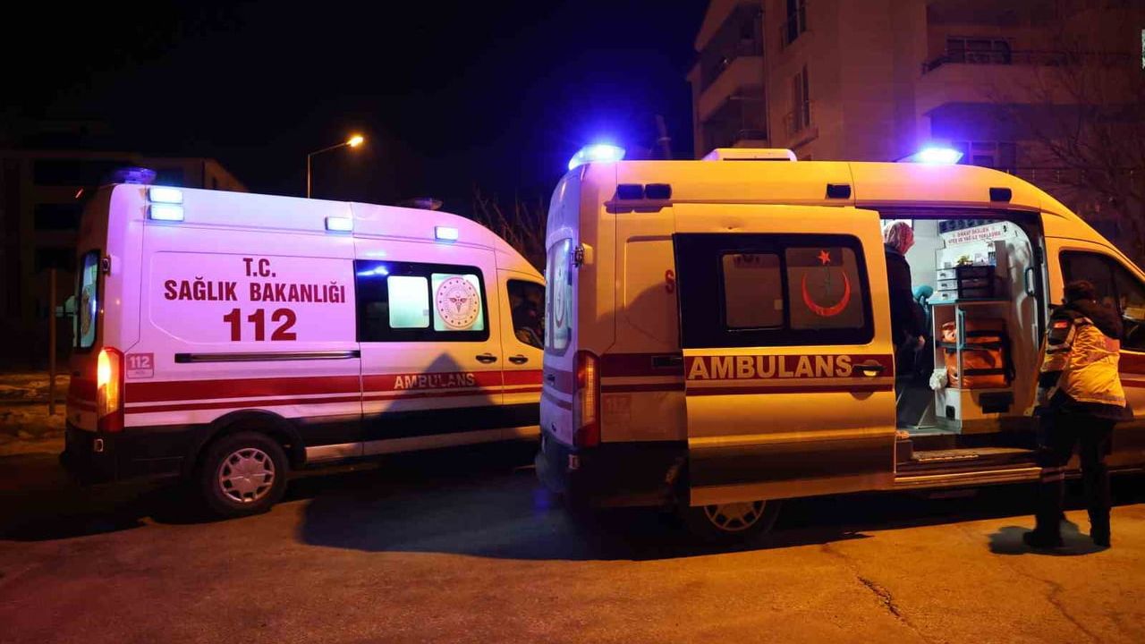 Elazığ'da kombi bacası yerinden çıktı: Aynı evde 8 kişi doğalgazdan zehirlendi