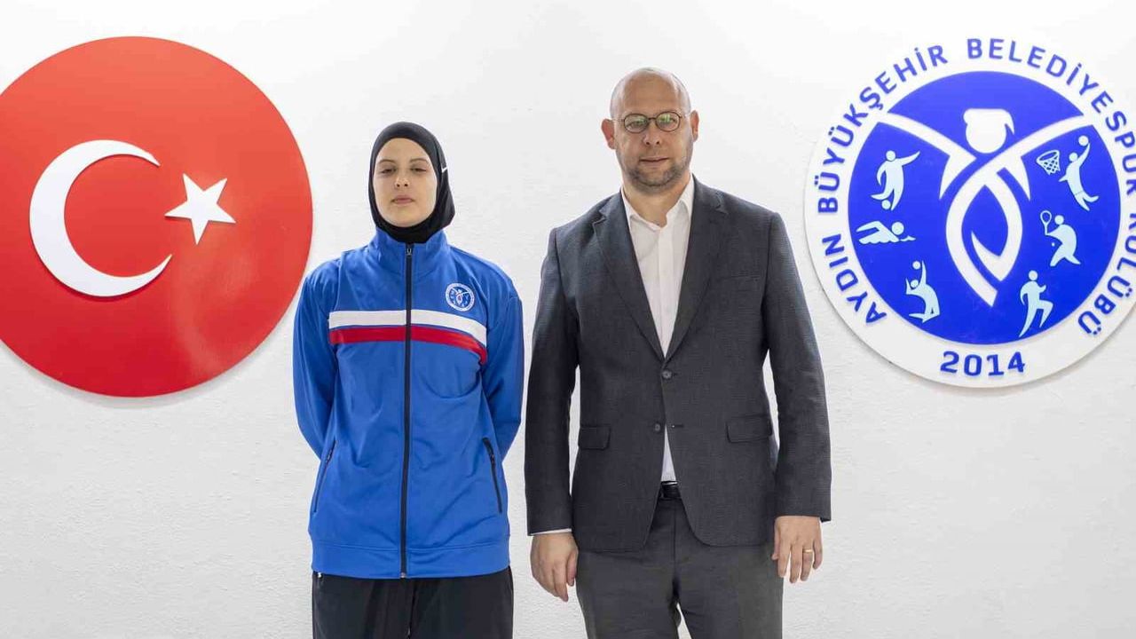 Elifnaz Köseoğlu Aydın Büyükşehir Belediyespor’a katıldı