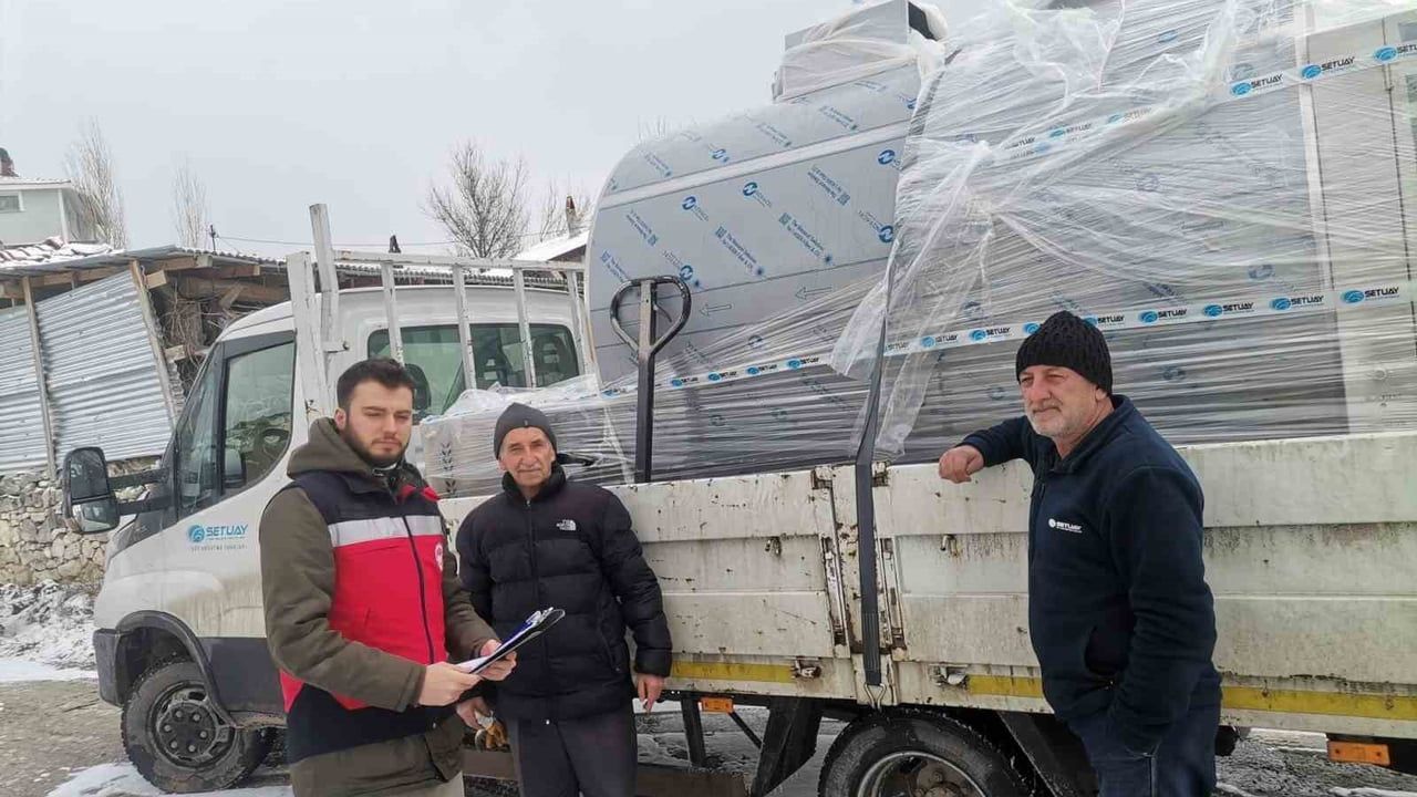 Emet’te Gürpınar Kooperatifine 3 bin litrelik süt soğutma tankı teslim edildi