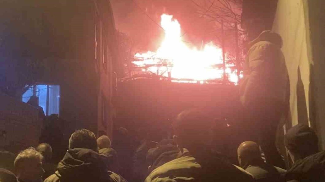 Erbaa'da müstakil ev yangında küle döndü