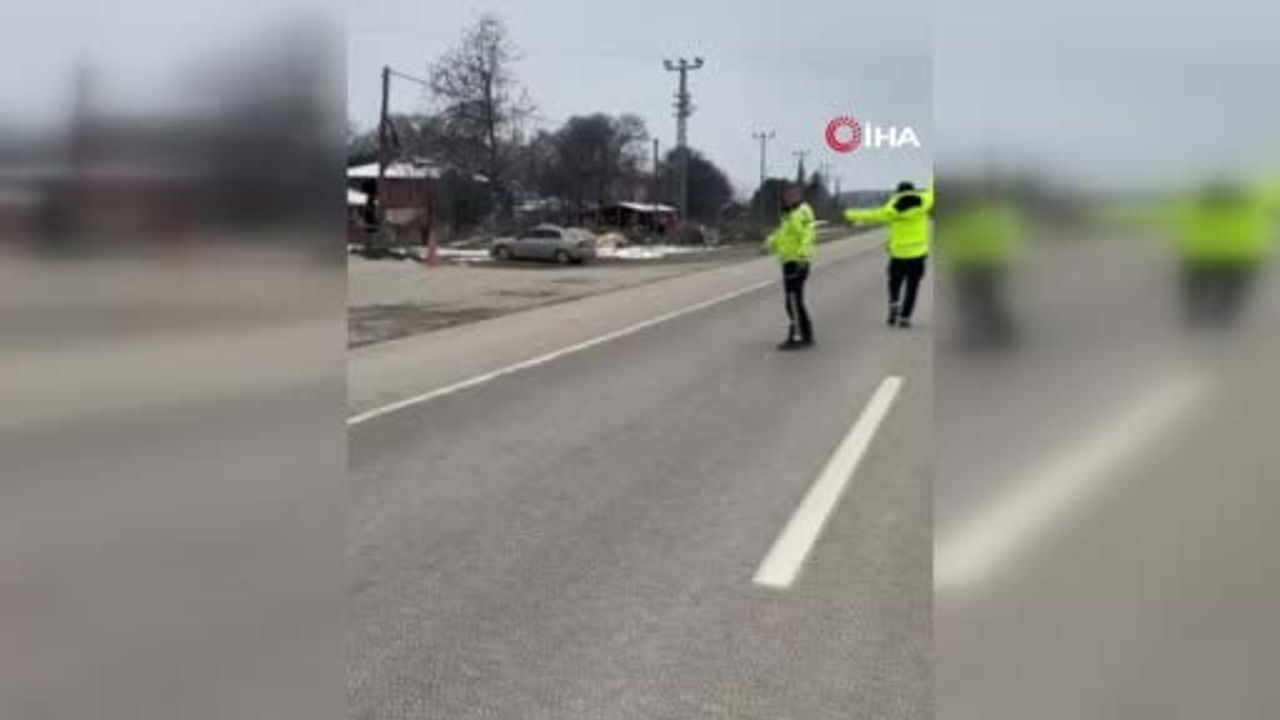 Erbaa'da tırın yatak kısmında 2 Afgan kaçak göçmen yakalandı